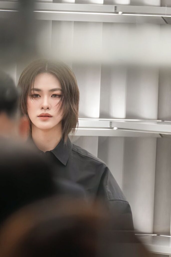 Sobre Emi Thasorn - Us The Series