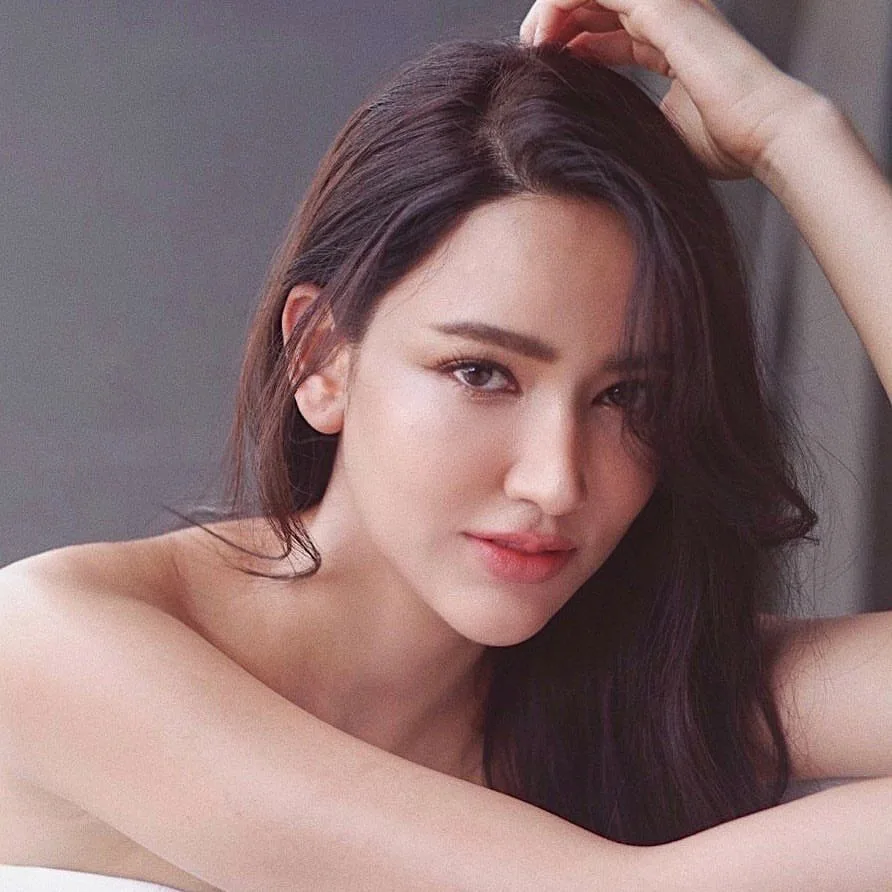 Ice-Amena Atrizes Famosas da Tailândia que Estrearam no GL em 2025 (e mostraram a força do GL)